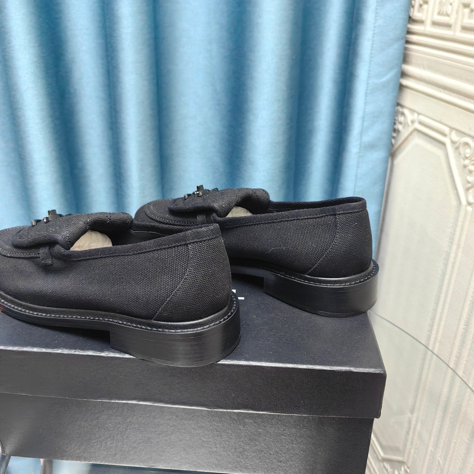 CHANEL MOASINS BLACK QUILTED LAMBSKIN